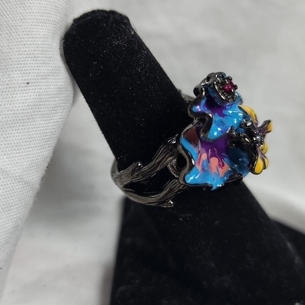 NWOT BUMBLEBEE RING - Picture 5 of 5